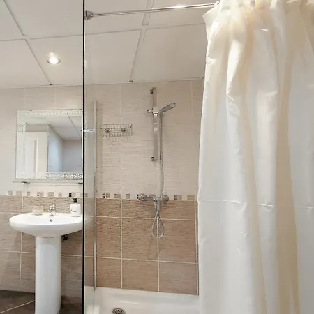 Great View, Heated Pool, Cool Design - Castle Harbour In Cristianos Apartment *